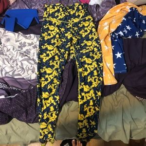 University of Michigan leggings size small